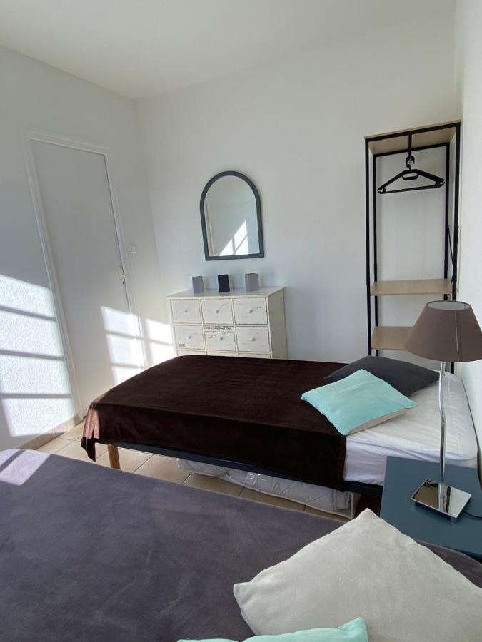 Maison Vendeenne A 10 Min De La Mer Avrille  ภายนอก รูปภาพ